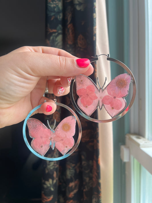 Butterfly Hoops| Daisy, Hydrangea, Queen Anns Lace
